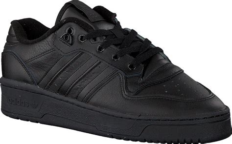 Leren Adidas sneakers kopen 